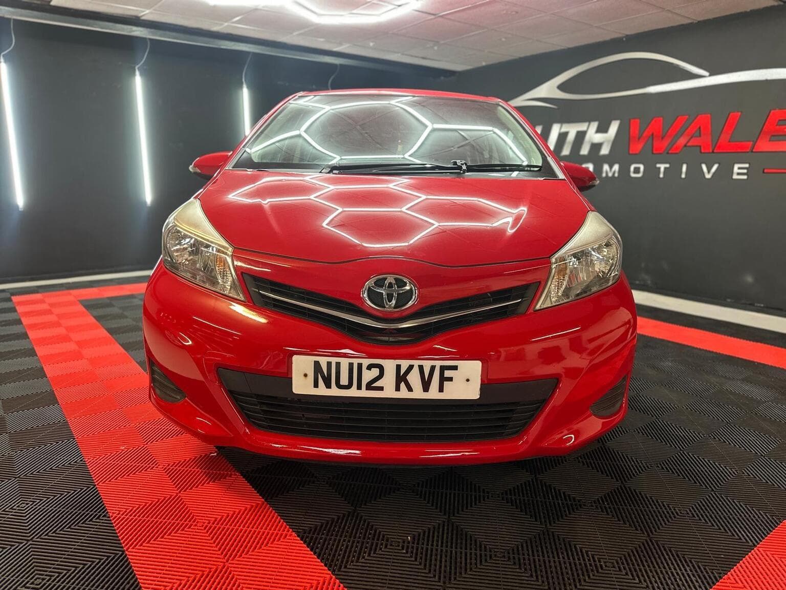 Toyota Yaris 1.4 D-4D TR Euro 5 5dr — photo 9