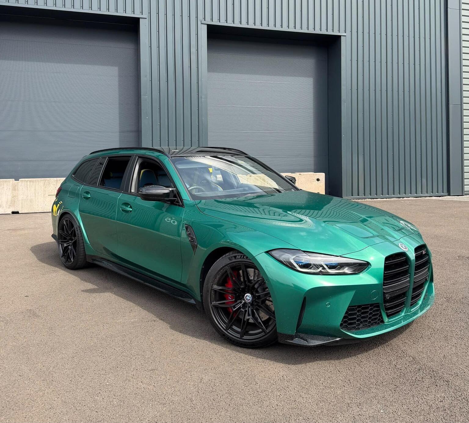 BMW M3 3.0 BiTurbo Competition Touring Steptronic M xDrive Euro 6 (s/s) 5dr