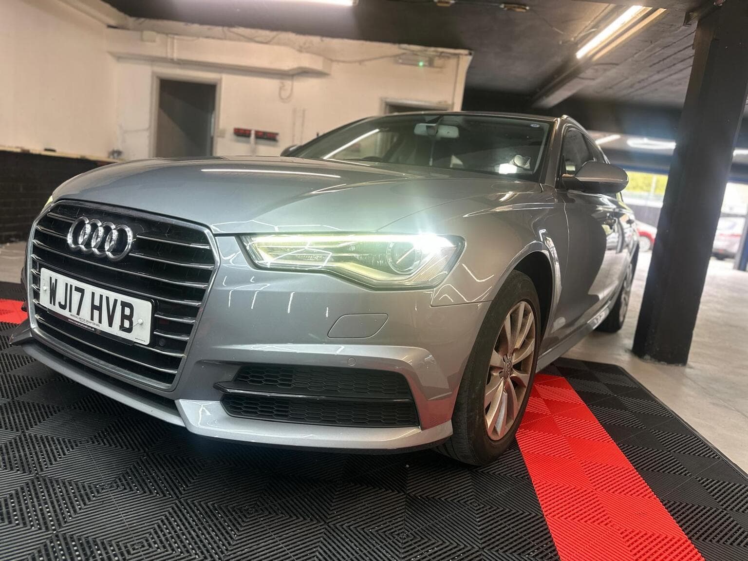 Audi A6 Avant 2.0 TDI ultra SE Executive Euro 6 (s/s) 5dr — photo 33