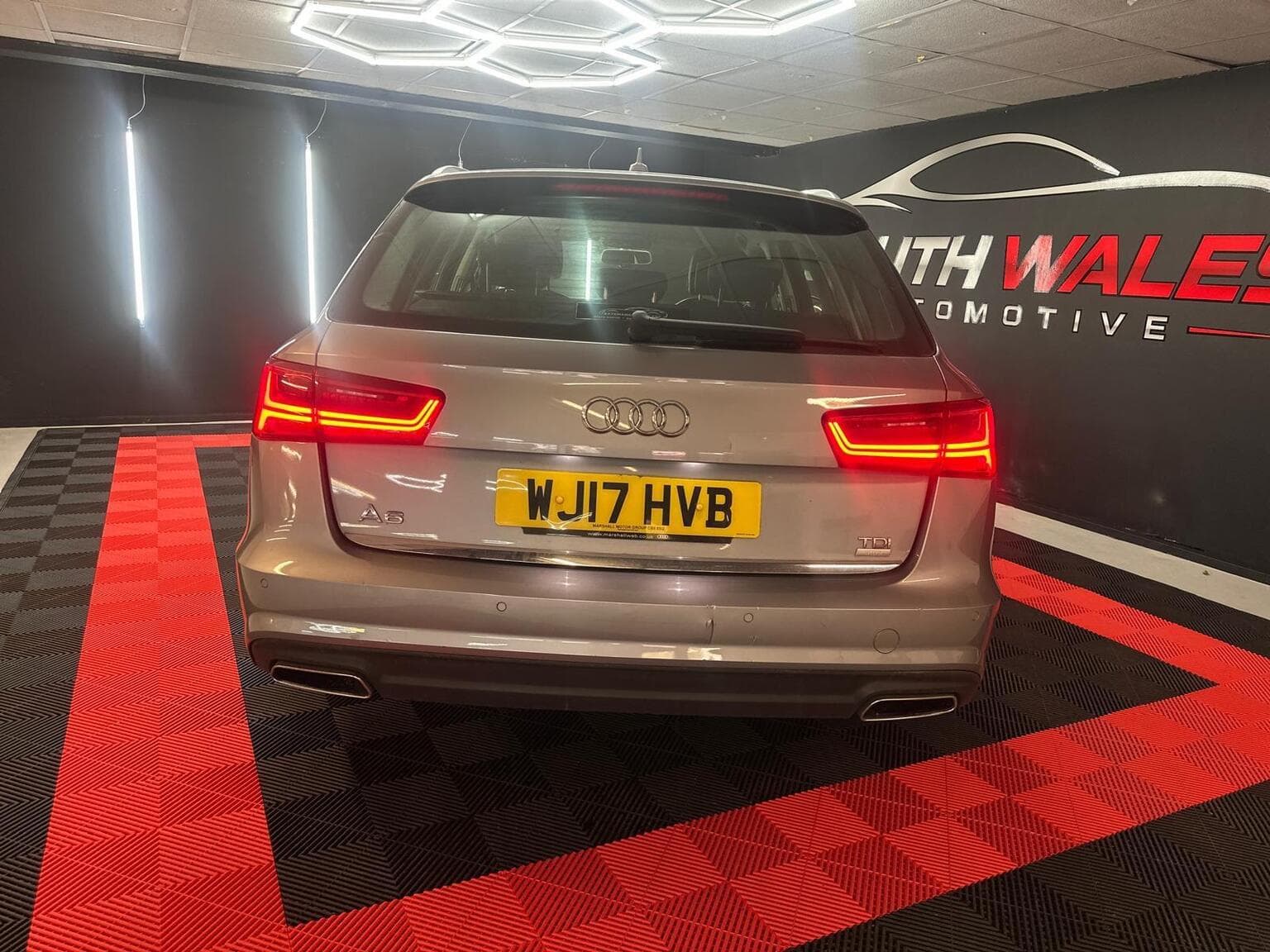 Audi A6 Avant 2.0 TDI ultra SE Executive Euro 6 (s/s) 5dr — photo 11