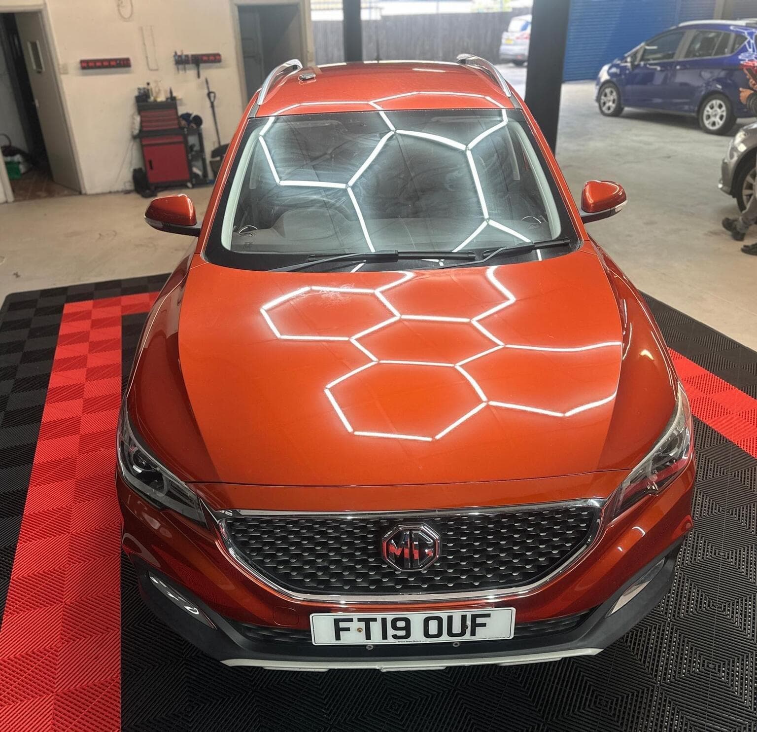 MG ZS 1.0 T-GDI Exclusive Auto Euro 6 5dr — photo 3