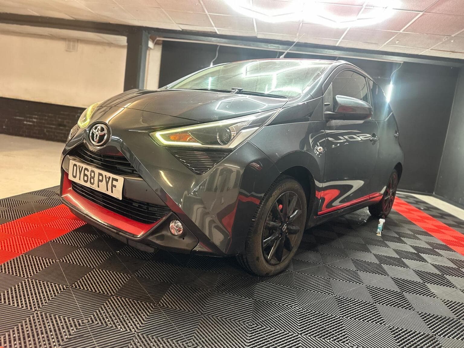 Toyota AYGO 1.0 VVT-i x-press Euro 6 5dr — photo 3