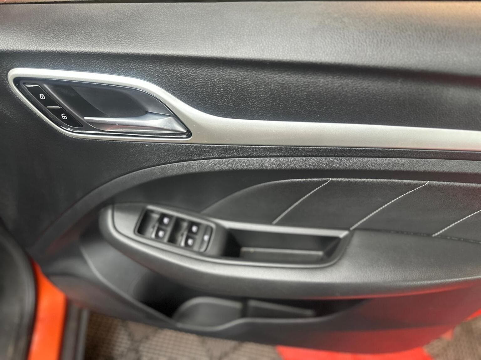MG ZS 1.0 T-GDI Exclusive Auto Euro 6 5dr — photo 25